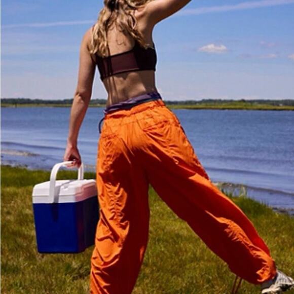 🆕FP Movement Pants InThe Wildflowers Pants SZ S NWOT - Picture 2 of 8